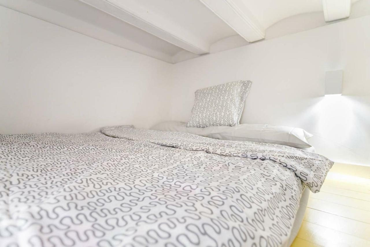 Nice Apartment In Sants Barcelona Kültér fotó